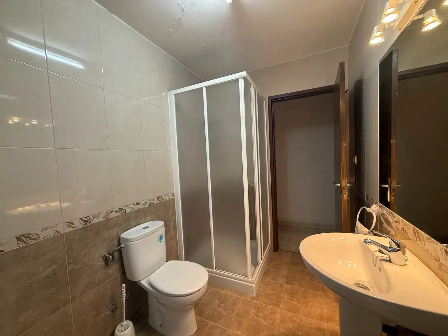 Bany de Pis en venda en Ciudad Real amb Calefacció, Terrassa i Balcó