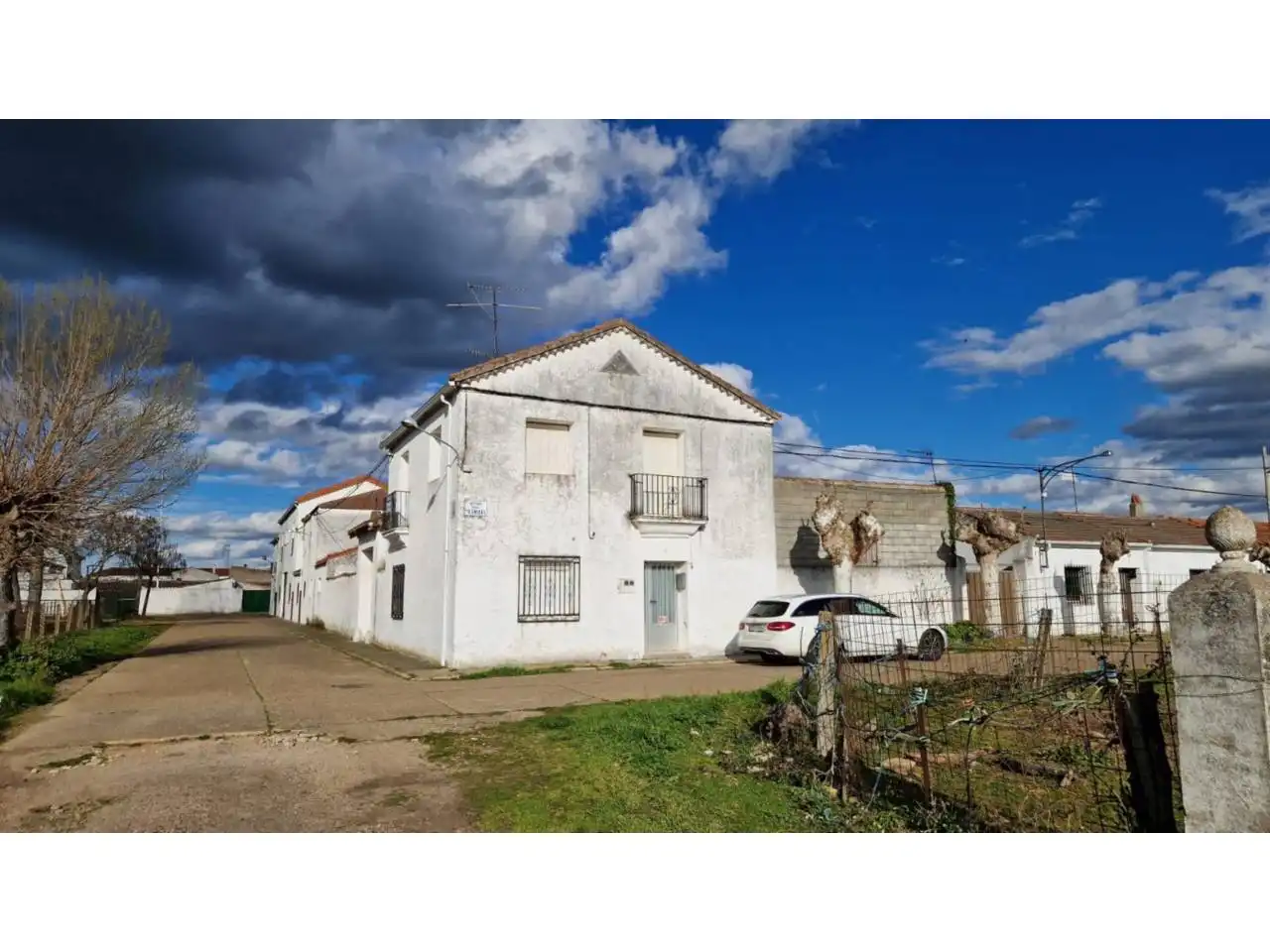Casa amb jardí en venda a Ronda Mediodía