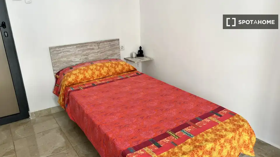 Habitación en Carrús Este