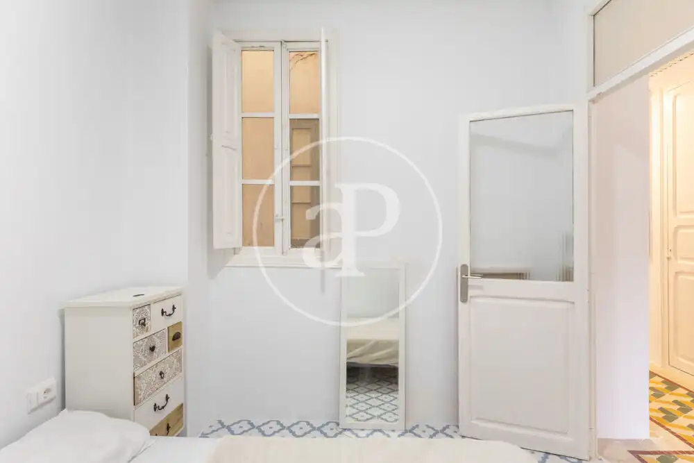 Bedroom of Flat for rent in Valencia  with Air Conditioner, Heating and Furnished