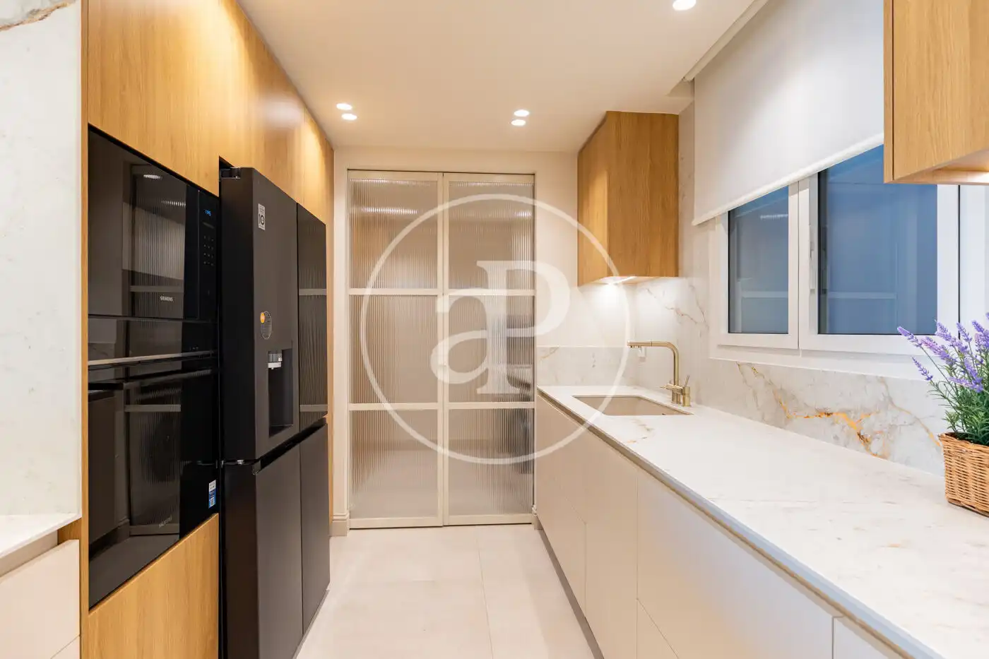 Kitchen of Flat for sale in Barcelona  with Air Conditioner, Heating and Furnished