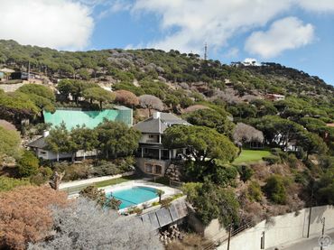 Maison avec piscine à vendre à Cabrils
