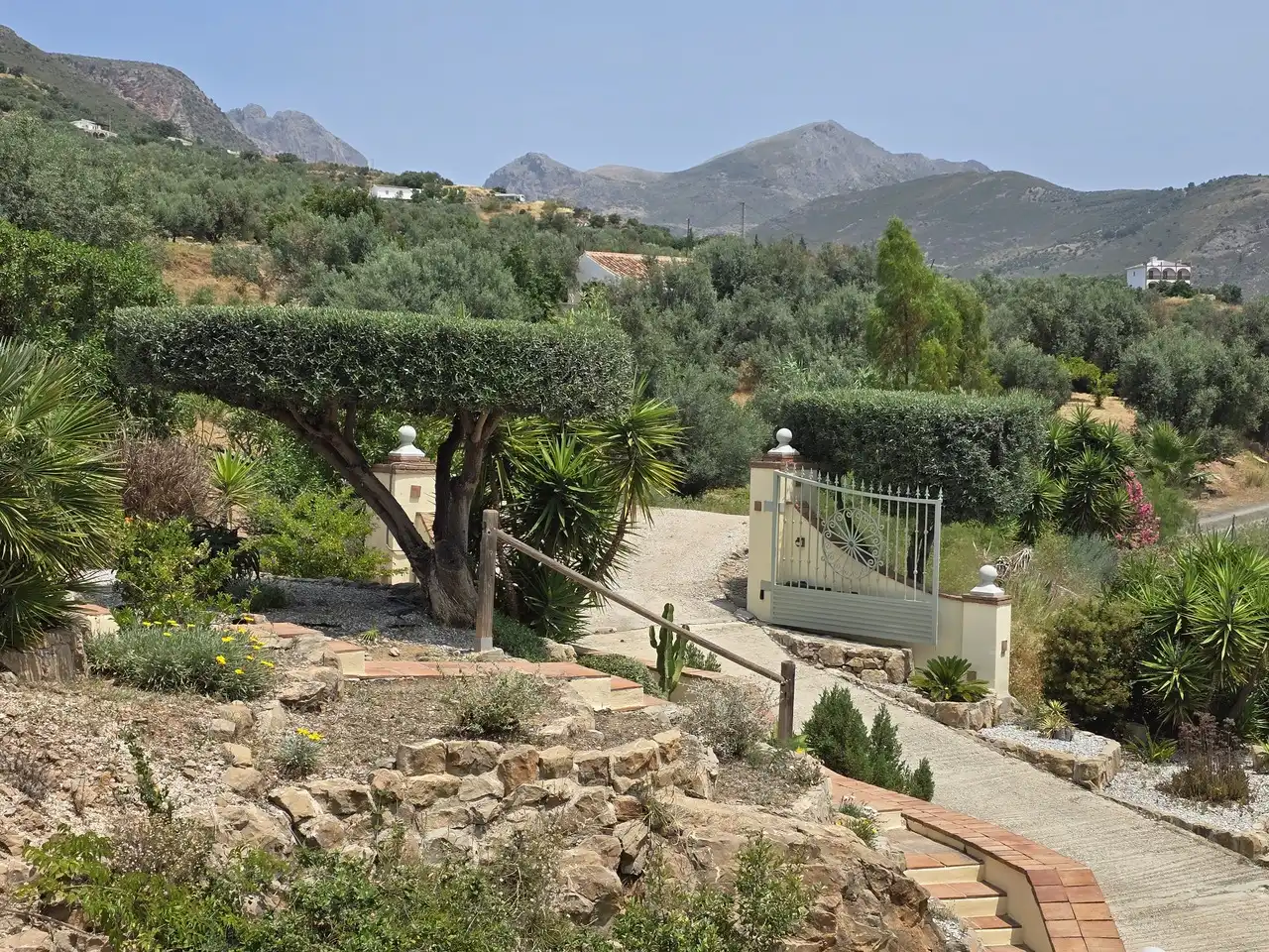 Garden of Houses for sale in Alcaucín  with Air Conditioner, Terrace and Swimming Pool