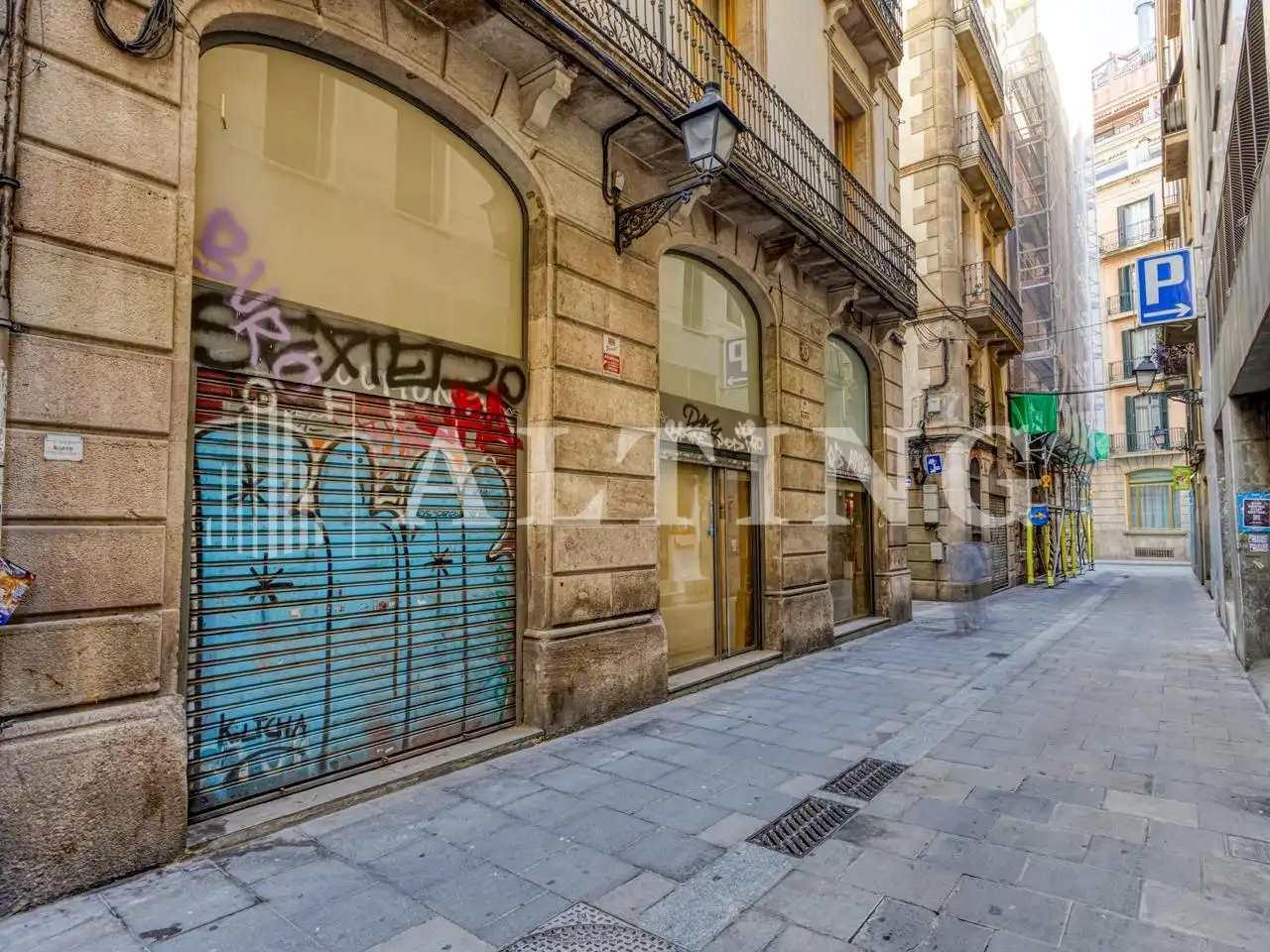Vista exterior de Local en venta en Barcelona con Aire acondicionado