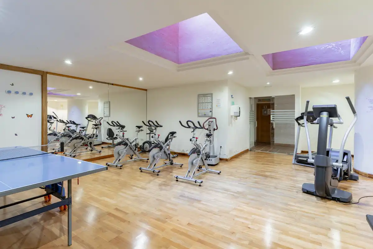 Apartamento con piscina en venta en Selwo, imagen 5