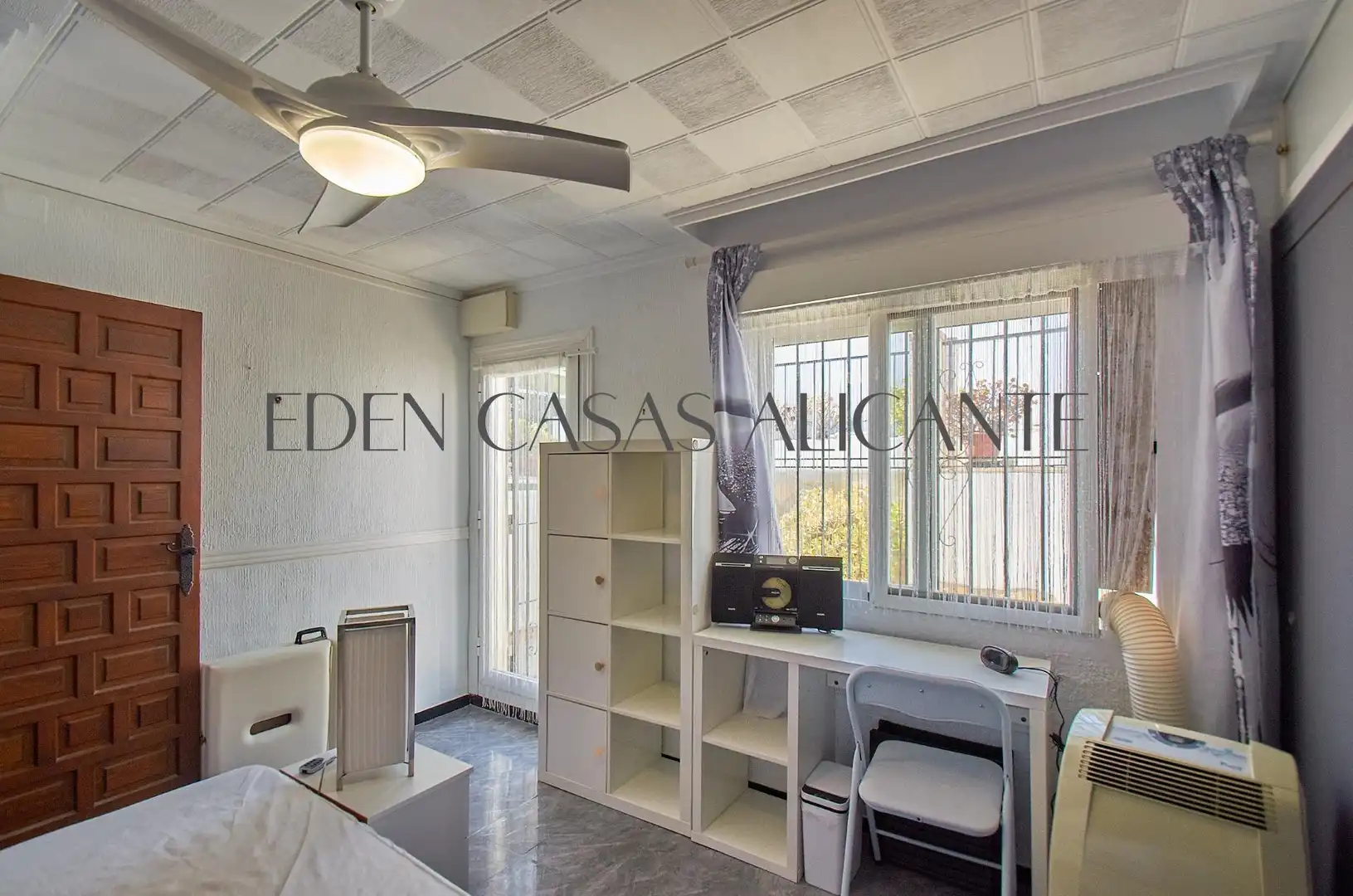 Habitación de Casa o chalet en venta en El Campello con Calefacción, Jardín privado y Terraza