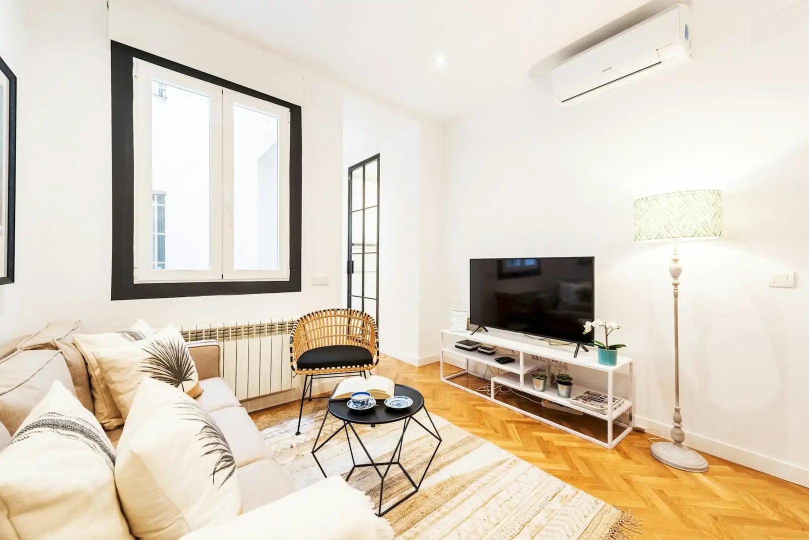 Sala de estar de Piso de alquiler en Madrid con Aire acondicionado, Calefacción y Lavadora