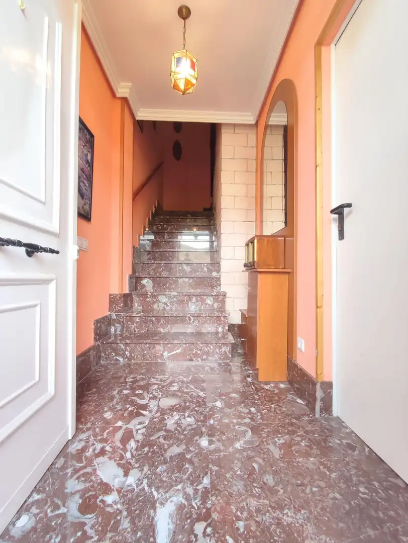Casa adosada en venta en Aoiz / Agoitz con Aire acondicionado, Calefacción y Terraza