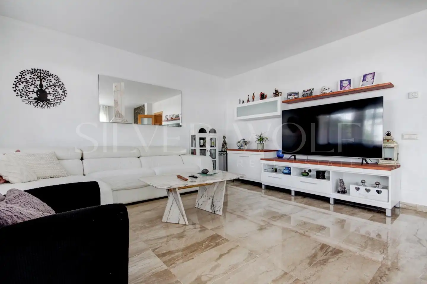 Sala d'estar de Casa adosada en venda en Sant Quirze del Vallès amb Calefacció, Jardí privat i Parquet