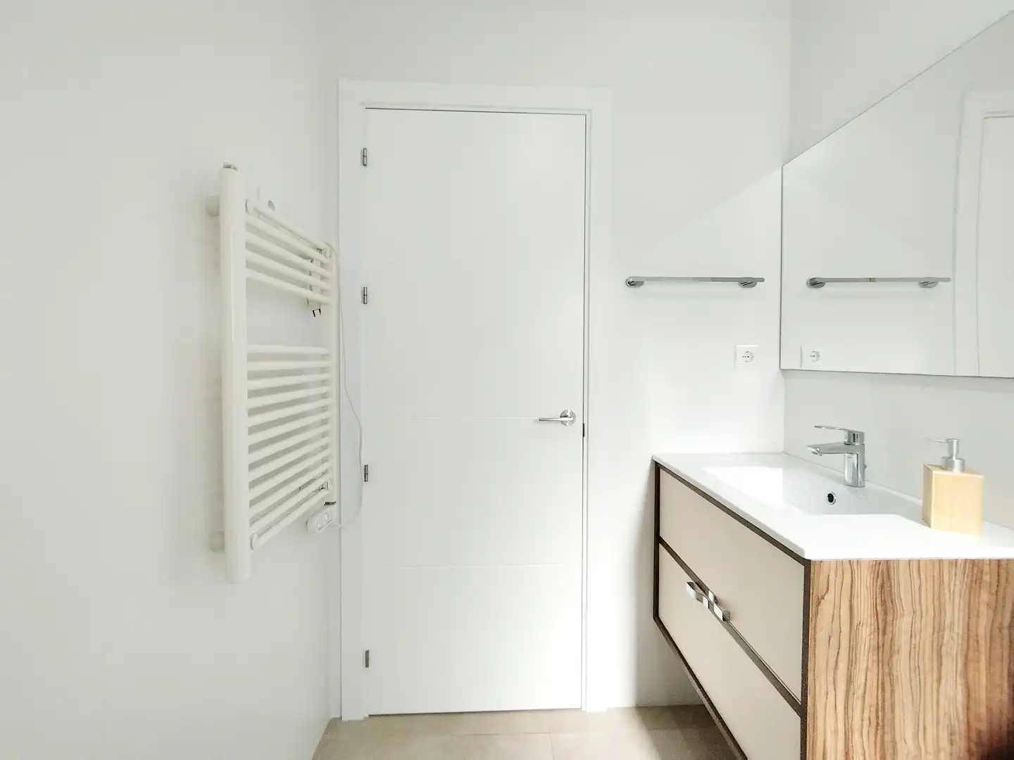 Bathroom of Attic for rent in Vélez-Málaga  with Air Conditioner, Terrace and Furnished