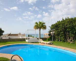Swimming pool of House or chalet for sale in Benalmádena