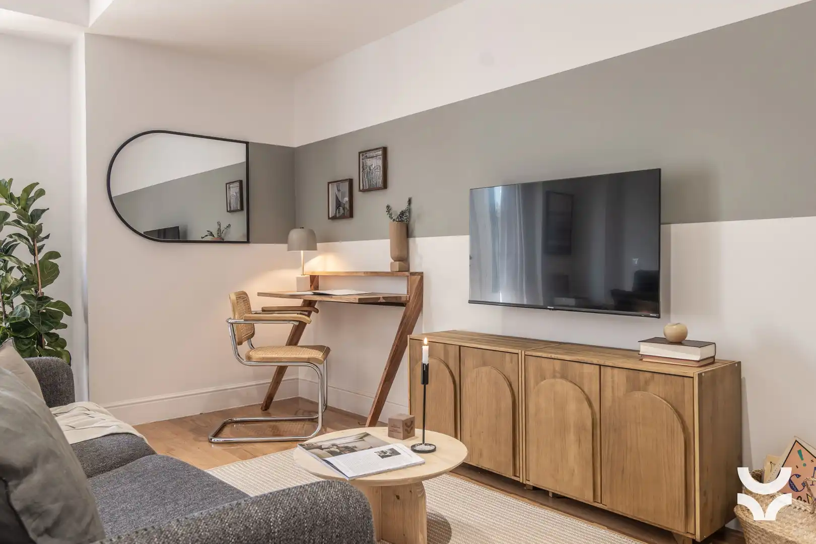 Living room of Apartments for rent in Madrid  with Air Conditioner, Heating and Furnished