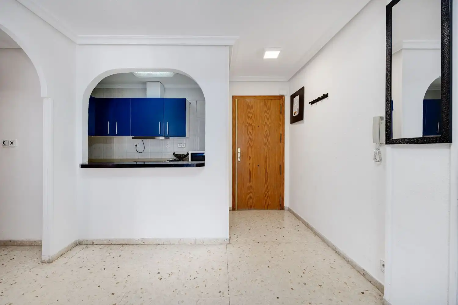 Cocina de Piso en venta en Torrevieja con Aire acondicionado, Terraza y Amueblado