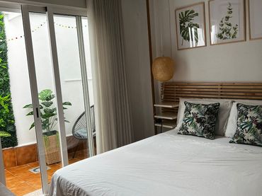 Apartment with lift to rent in Calle Villa Madrid 32