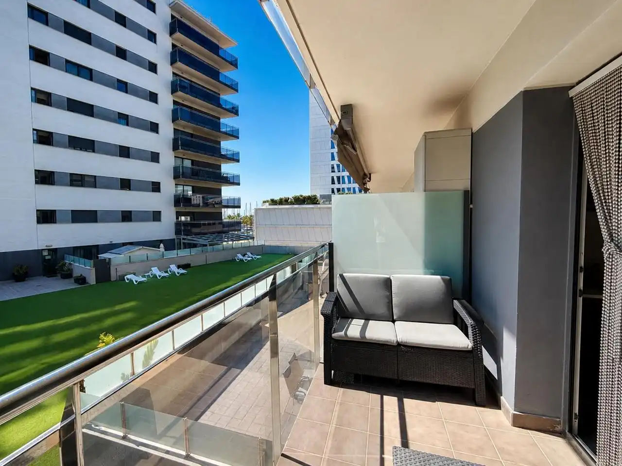 Terrasse von Wohnung zum Verkauf in Badalona mit Klimaanlage, Heizung und Terrasse