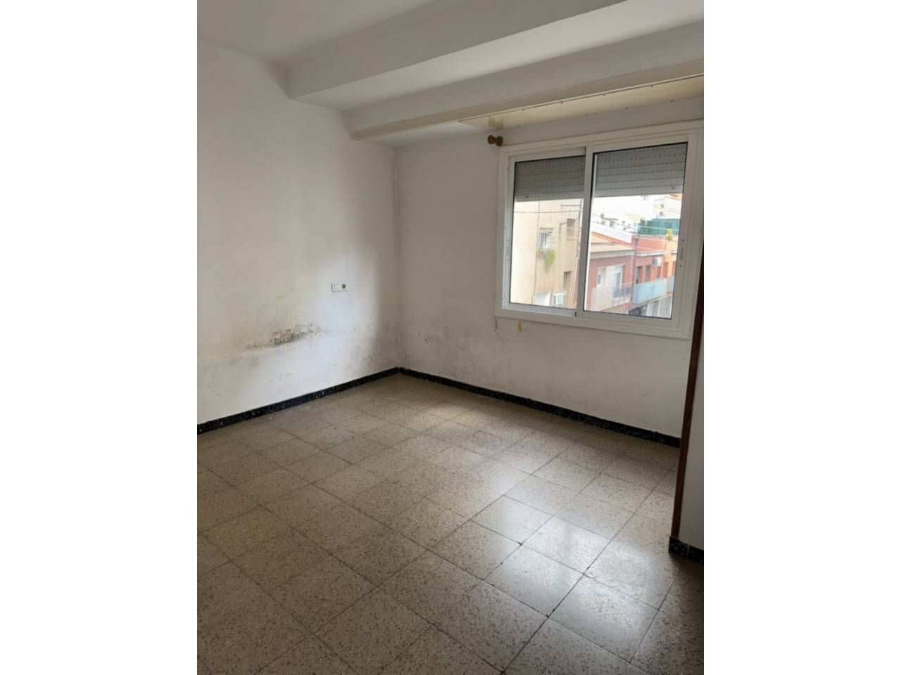 Habitación de Piso en venta en Terrassa con Balcón