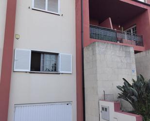 Exterior view of Single-family semi-detached for sale in Sotogrande  with Air Conditioner, Heating and Private garden