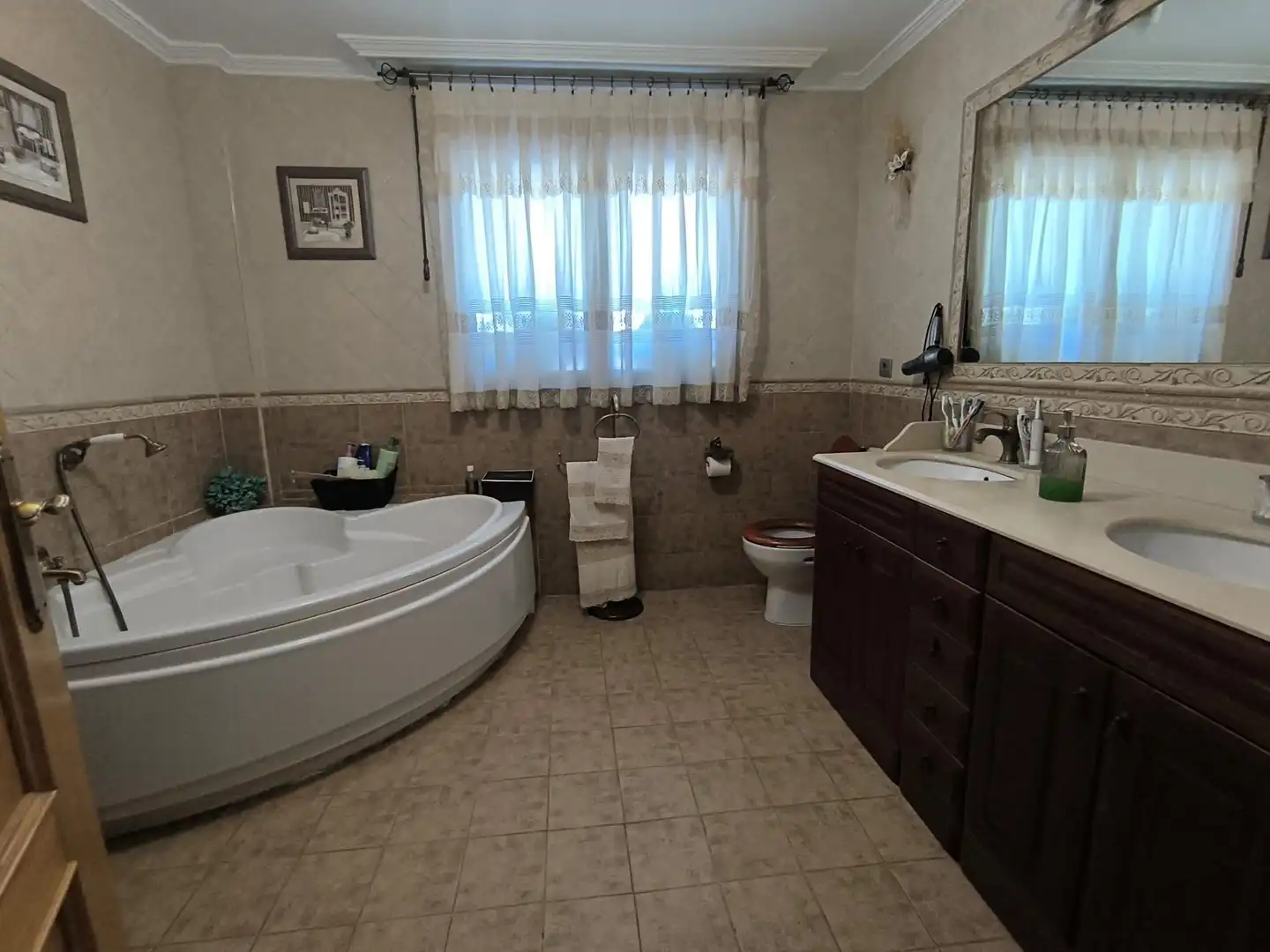 Bathroom of Houses for sale in Fresno de Río Tirón  with Heating, Private garden and Terrace