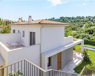 Vista exterior de Casa adosada en venda en Manacor amb Aire condicionat, Jardí privat i Terrassa