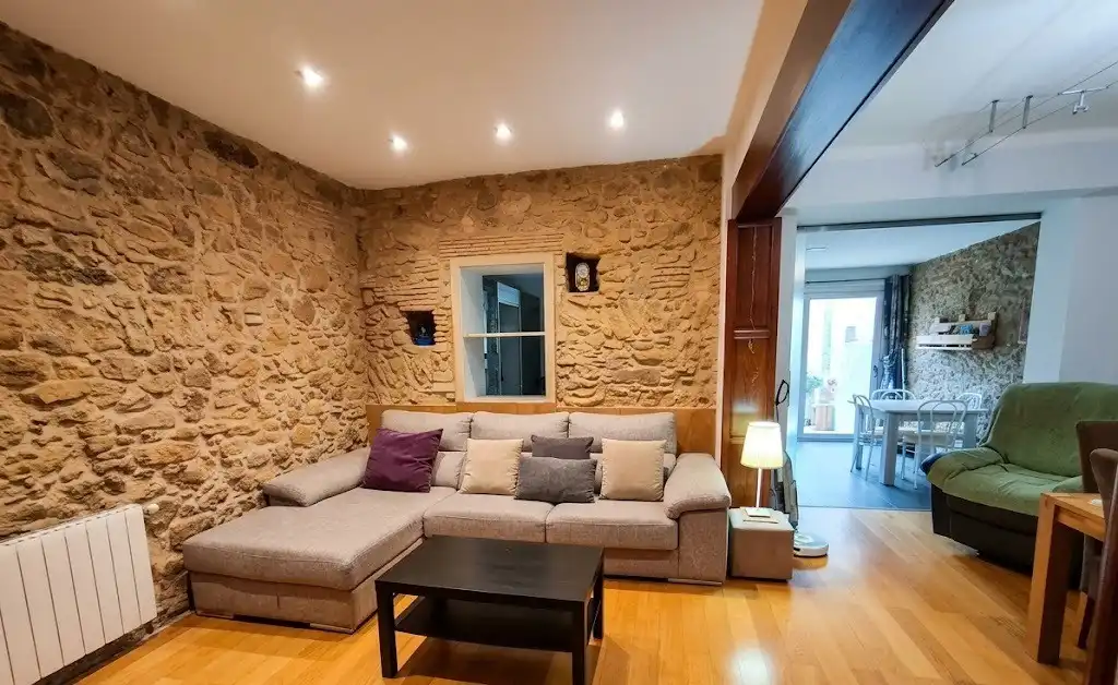 House with garden for sale in Poble