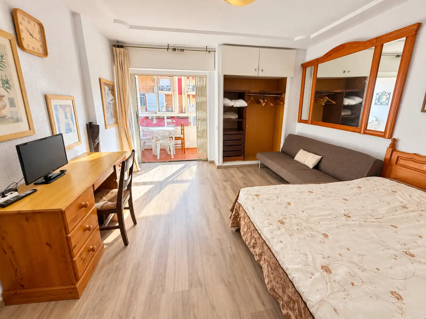 Habitación de Piso en venta en Benalmádena con Terraza y Amueblado