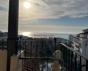 Vista exterior de Apartament de lloguer en Benalmádena amb Terrassa, Moblat i Piscina comunitària