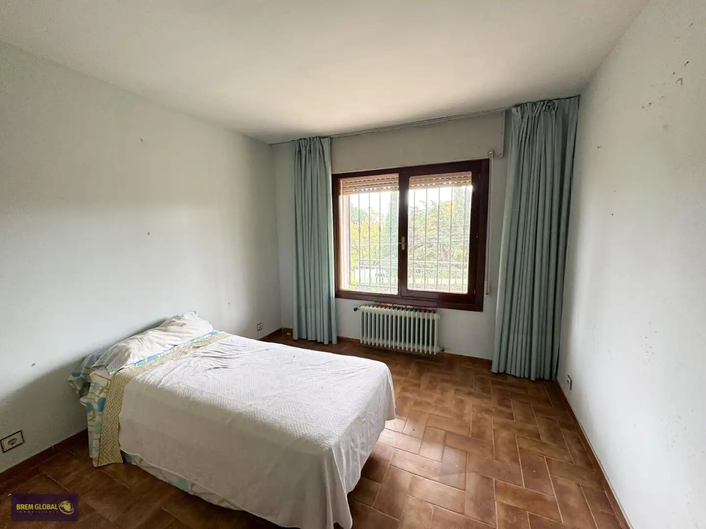 Dormitori de Casa o xalet en venda en Bustarviejo amb Calefacció, Jardí privat i Traster