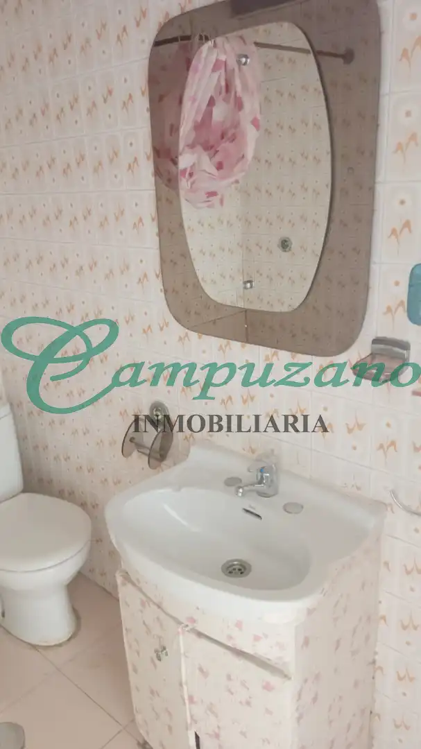 Bany de Pis en venda en Madrid amb Terrassa i Alarma