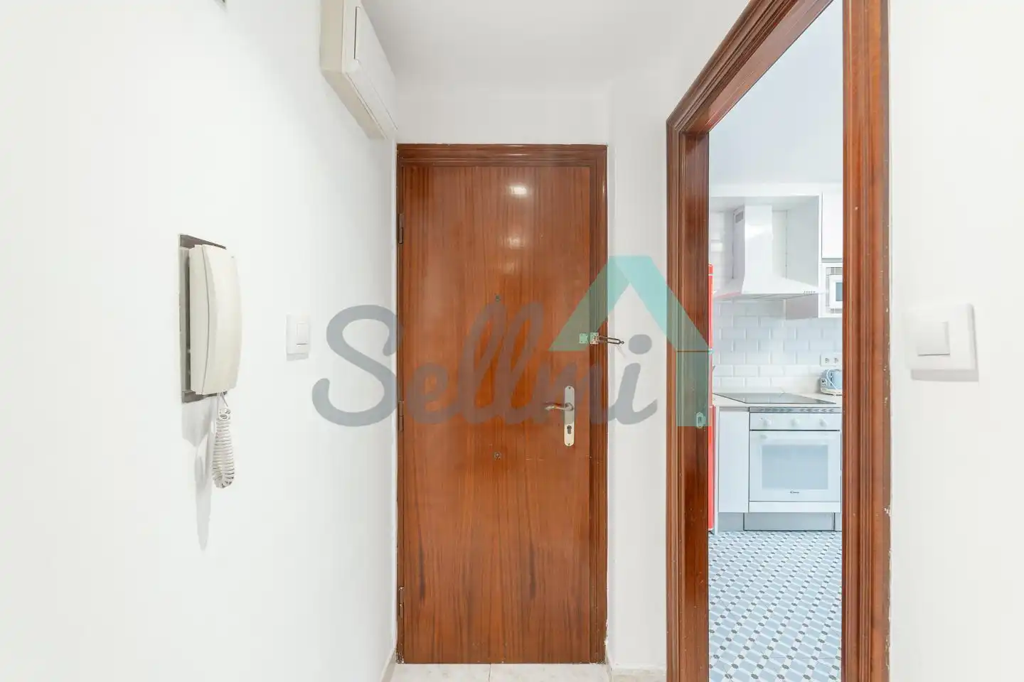 Flat for rent in Gijón   with Heating, Parquet flooring and Furnished