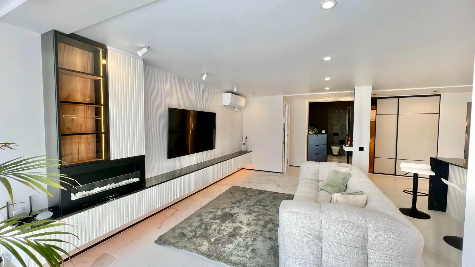 Sala d'estar de Pis en venda en Alicante / Alacant amb Aire condicionat, Jardí privat i Terrassa