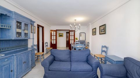 Foto 5 von Wohnung zum Verkauf in Calle Pablo Casals, Playa de la Fontanilla, Marbella