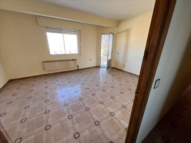 Piso en Venta en CL JOAQUIN CALVO  en Gálvez