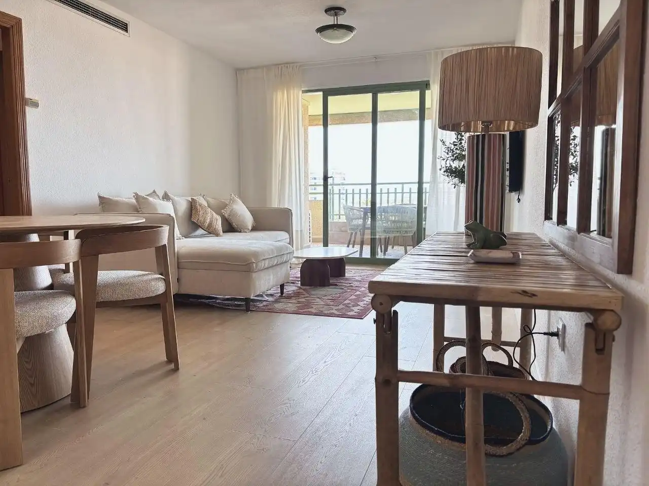Sala de estar de Apartamento de alquiler en Alboraya con Aire acondicionado, Terraza y Amueblado