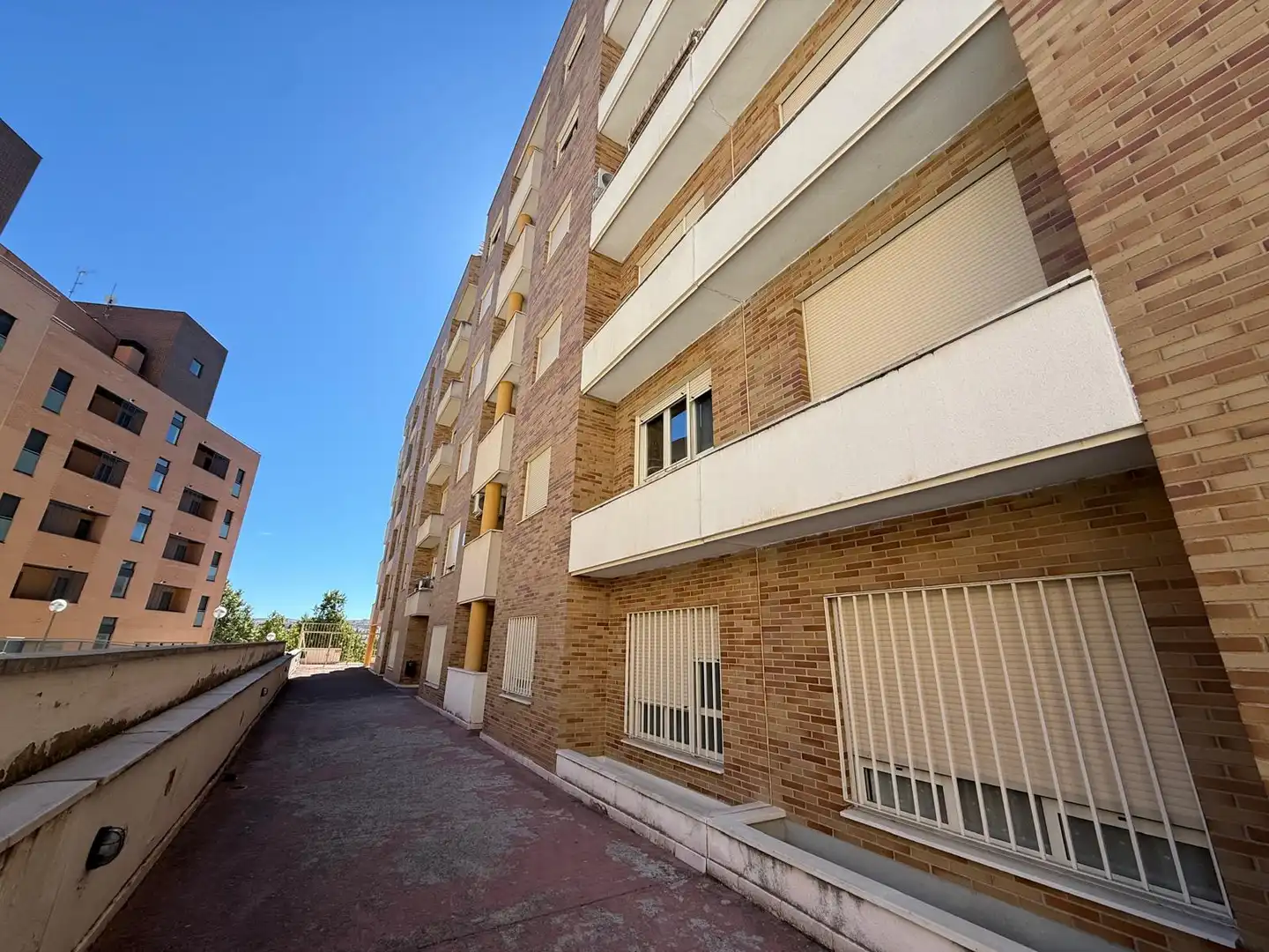 Pis amb piscina en venda a Calle Agustín Rodríguez Sahagún, imagen 2