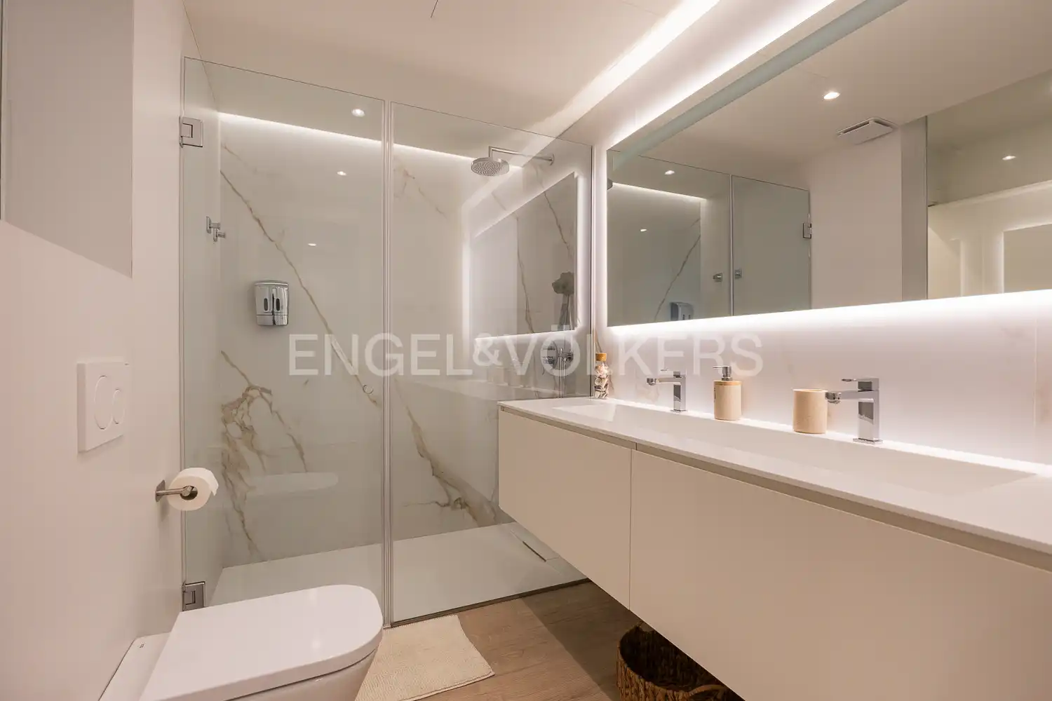 Bathroom of Flat for sale in Pedreguer  with Air Conditioner, Heating and Private garden