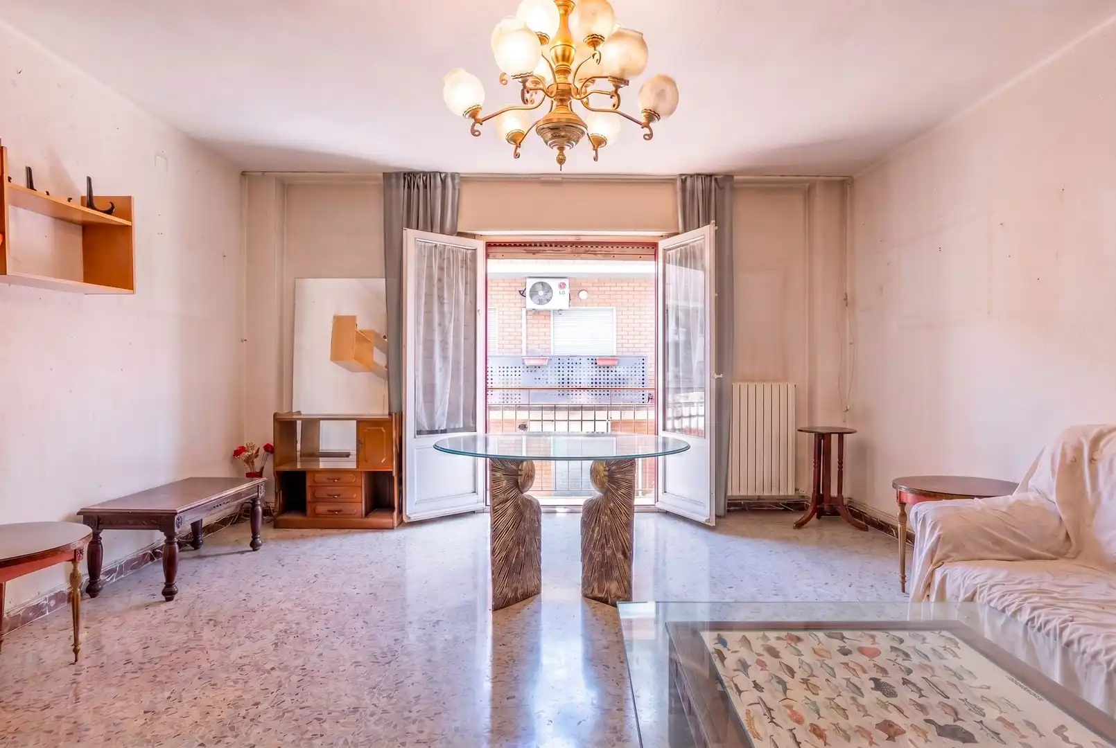 Sala de estar de Piso en venta en  Zaragoza Capital con Calefacción y Terraza