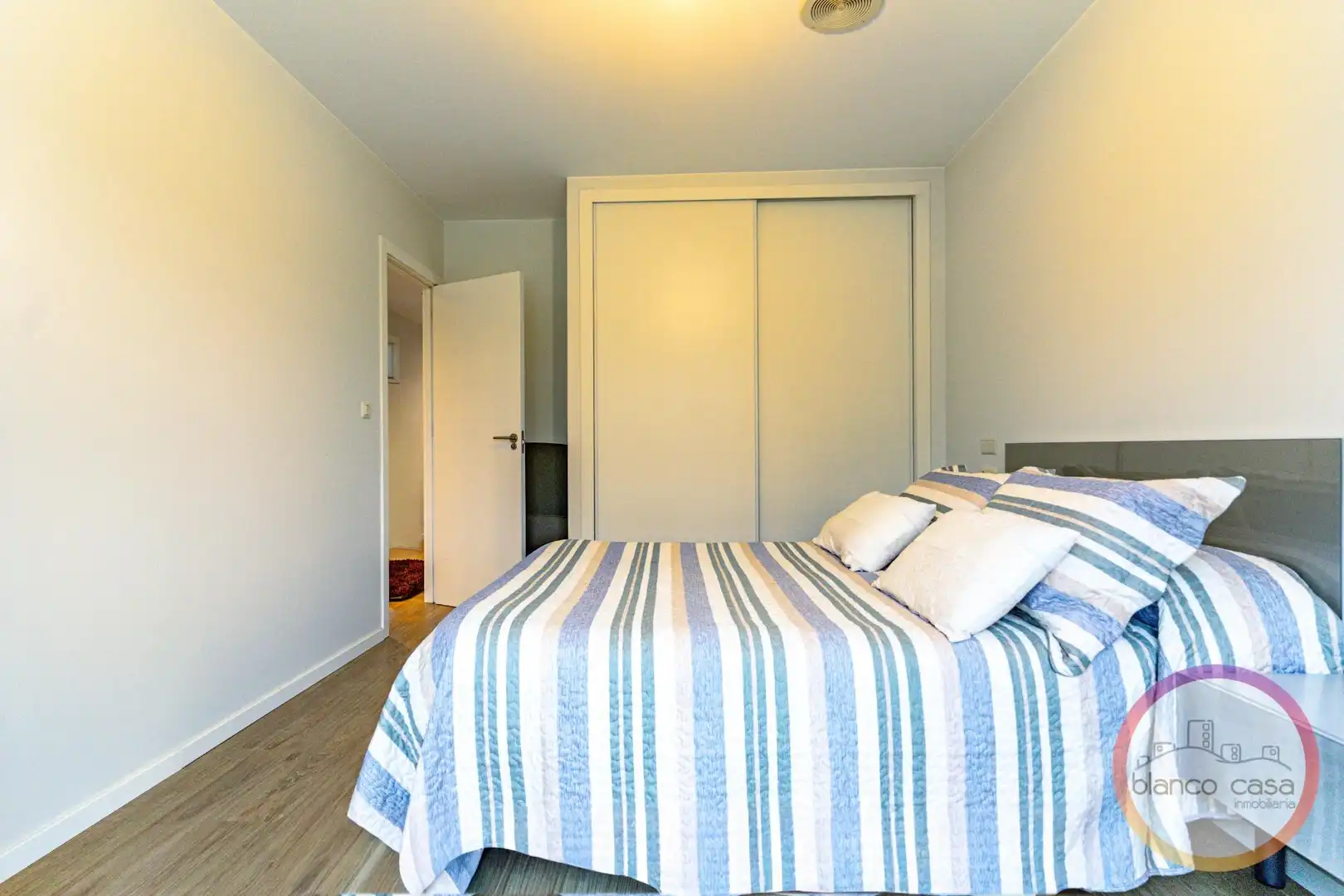 Habitación de Casa o chalet en venta en Carballo con Calefacción, Jardín privado y Trastero