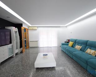 Living room of Single-family semi-detached for sale in Mataró  with Heating, Terrace and Oven