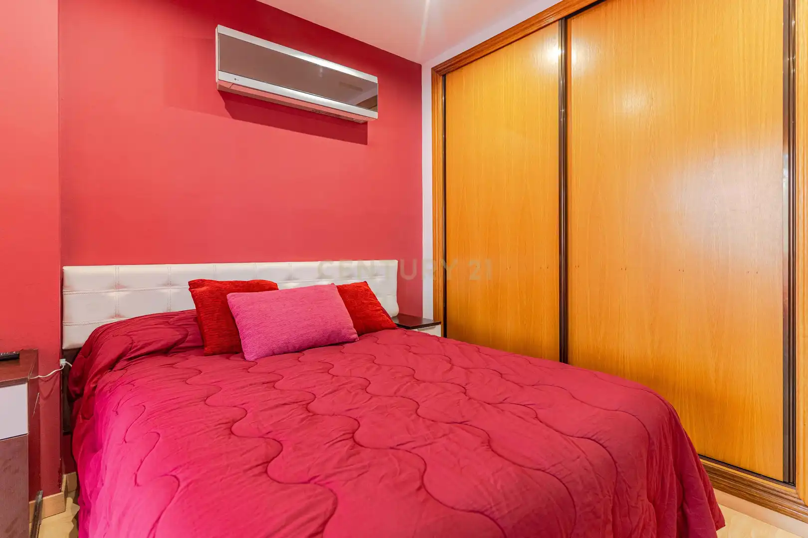 Dormitori de Apartament en venda en Salobreña amb Aire condicionat, Traster i Forn