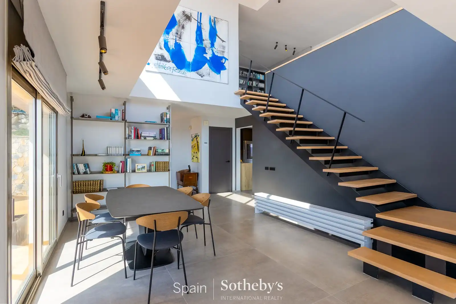 Comedor de Casa o chalet en venta en Tiana con Calefacción, Jardín privado y Terraza