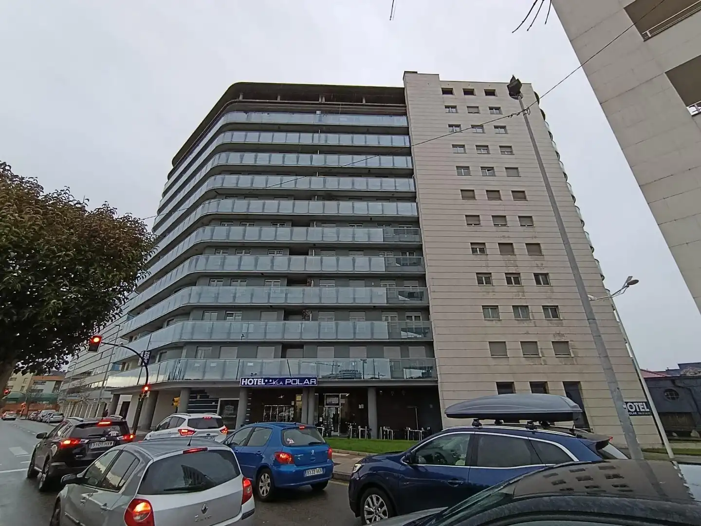 Vista exterior de Pis en venda en Gijón  amb Terrassa, Traster i Moblat