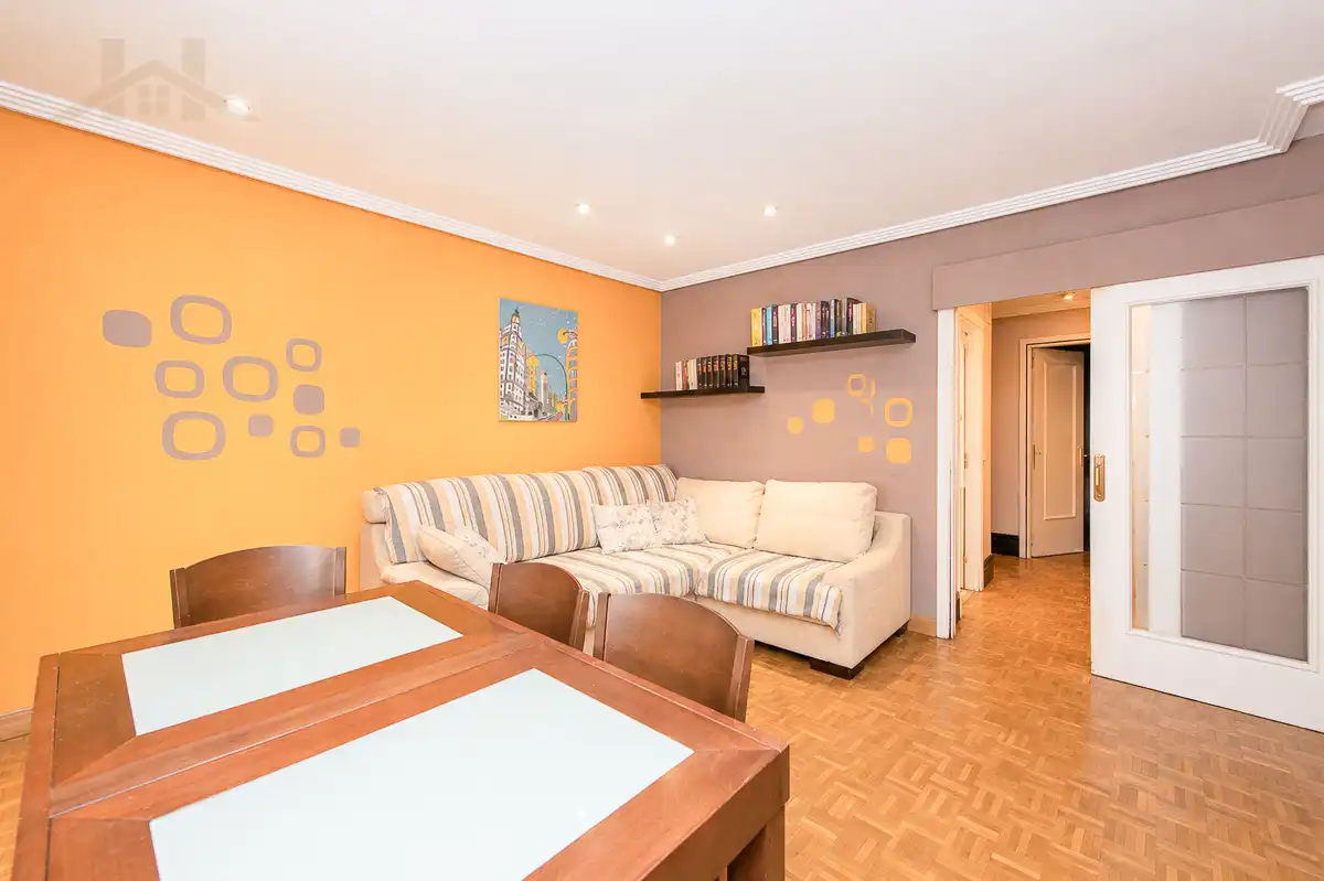 Sala de estar de Piso en venta en San Sebastián de los Reyes con Aire acondicionado, Calefacción y Terraza