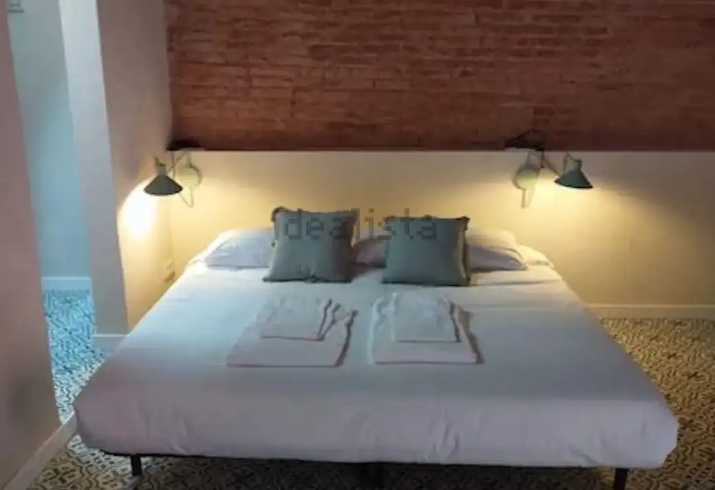 Bedroom of Commercial properties for rent in L'Hospitalet de Llobregat  with Air Conditioner, Heating and Terrace
