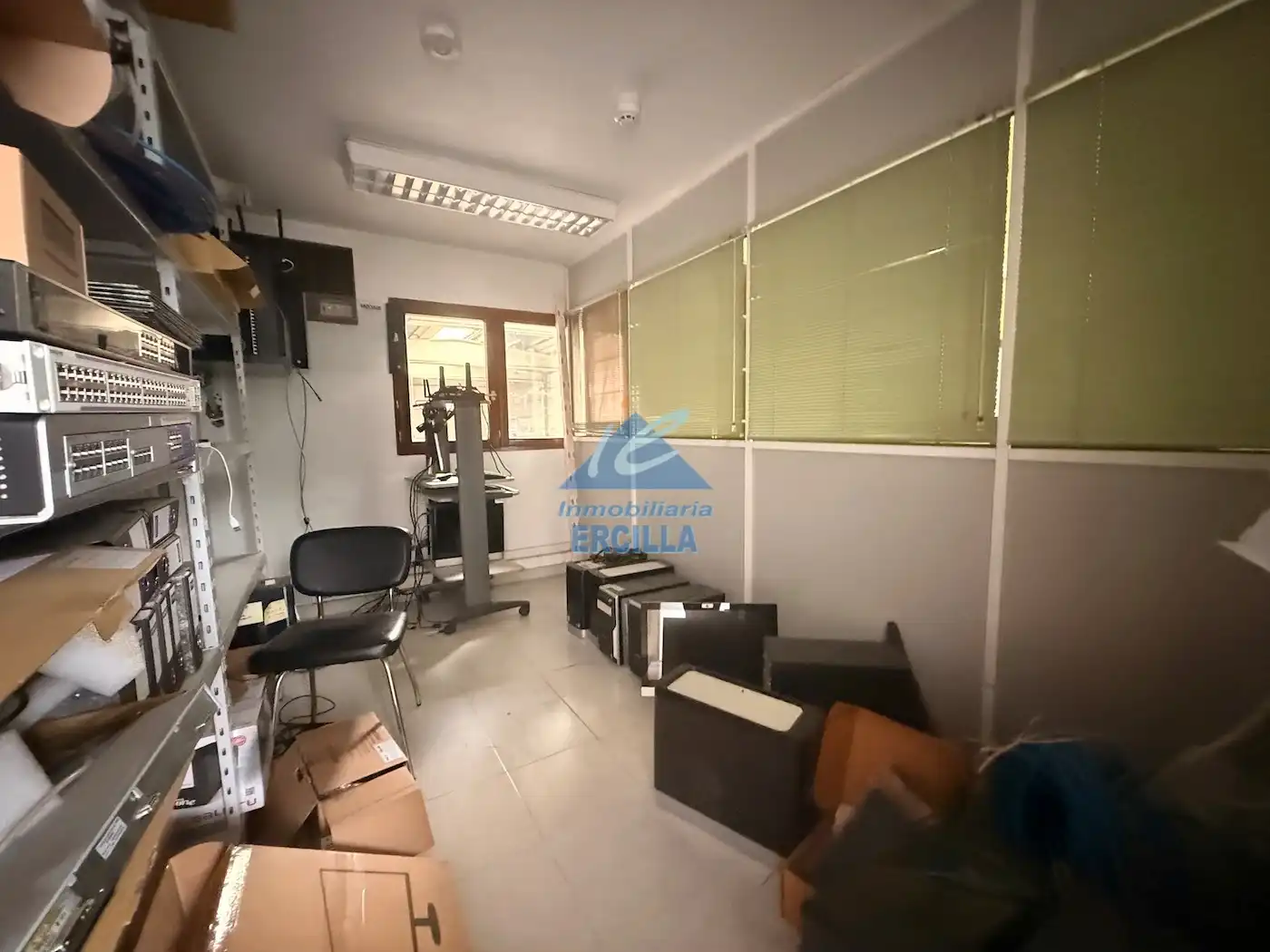 Industrial building for sale in Barrio el Campillo, imagen 5