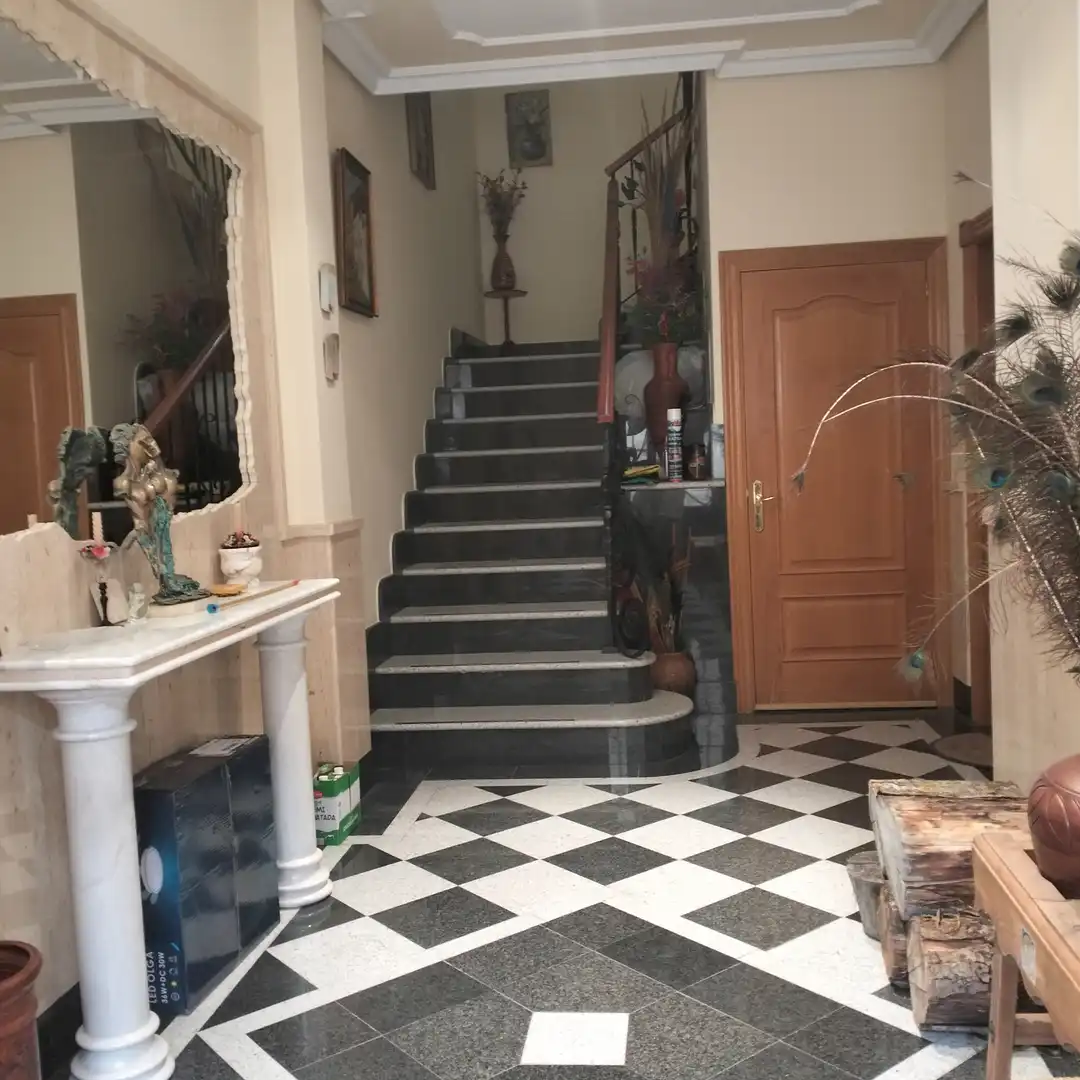 Casa con terrazza in vendita a Munera
