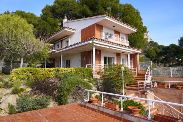 Casa-chalet en Venta en L'Estartit Poble