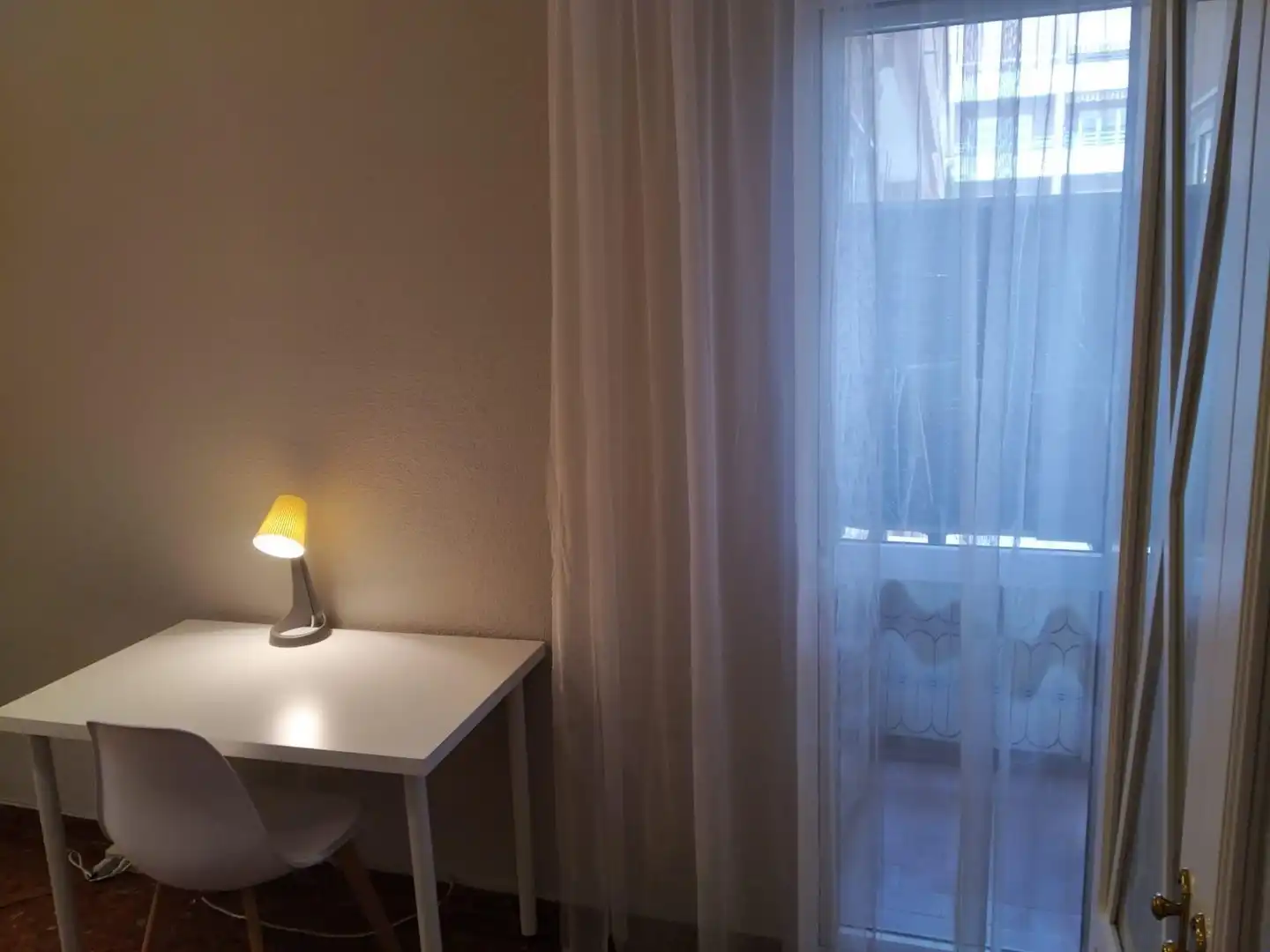 Habitación de Piso de alquiler en Córdoba con Aire acondicionado y Balcón