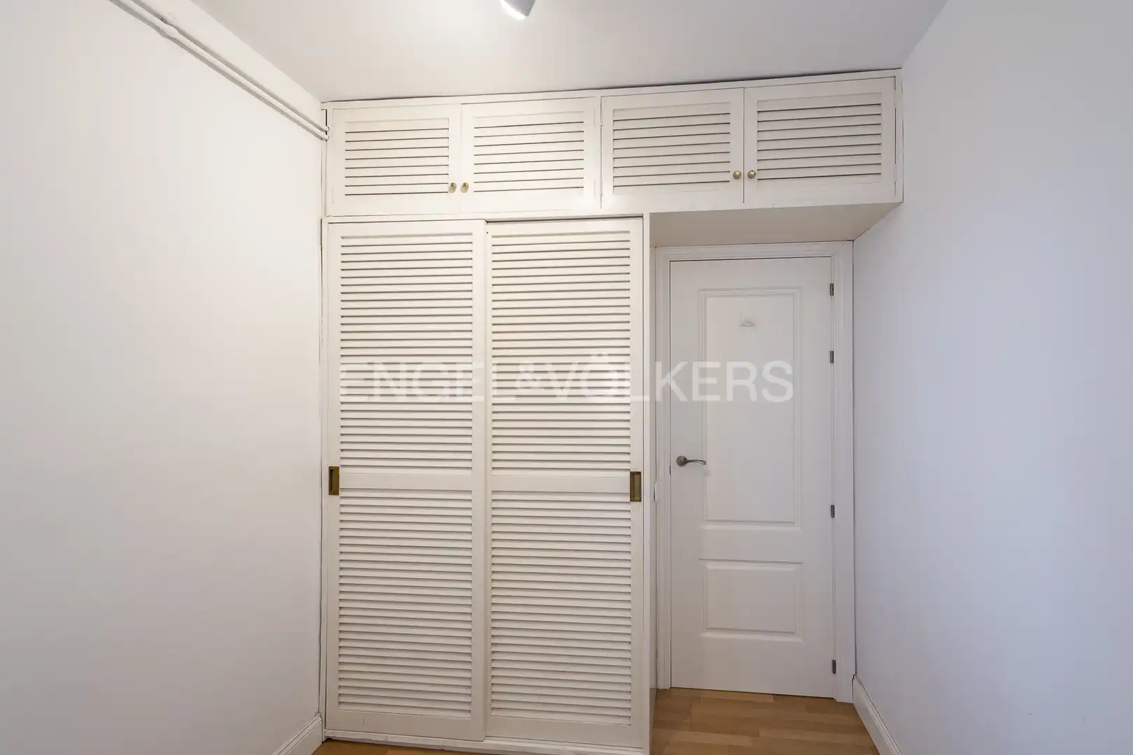 Habitación de Piso en venta en Sant Just Desvern con Calefacción, Jardín privado y Parquet