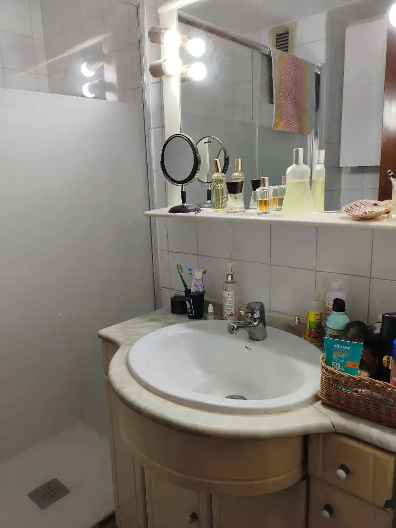 Baño de Piso en venta en Canovelles con Aire acondicionado, Calefacción y Amueblado
