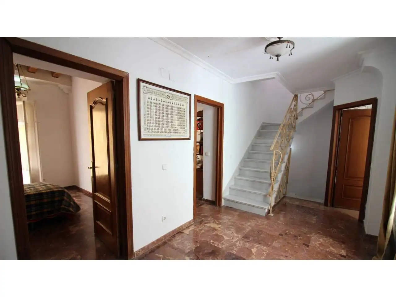 Houses for sale in Sevilla  with Air Conditioner, Heating and Terrace